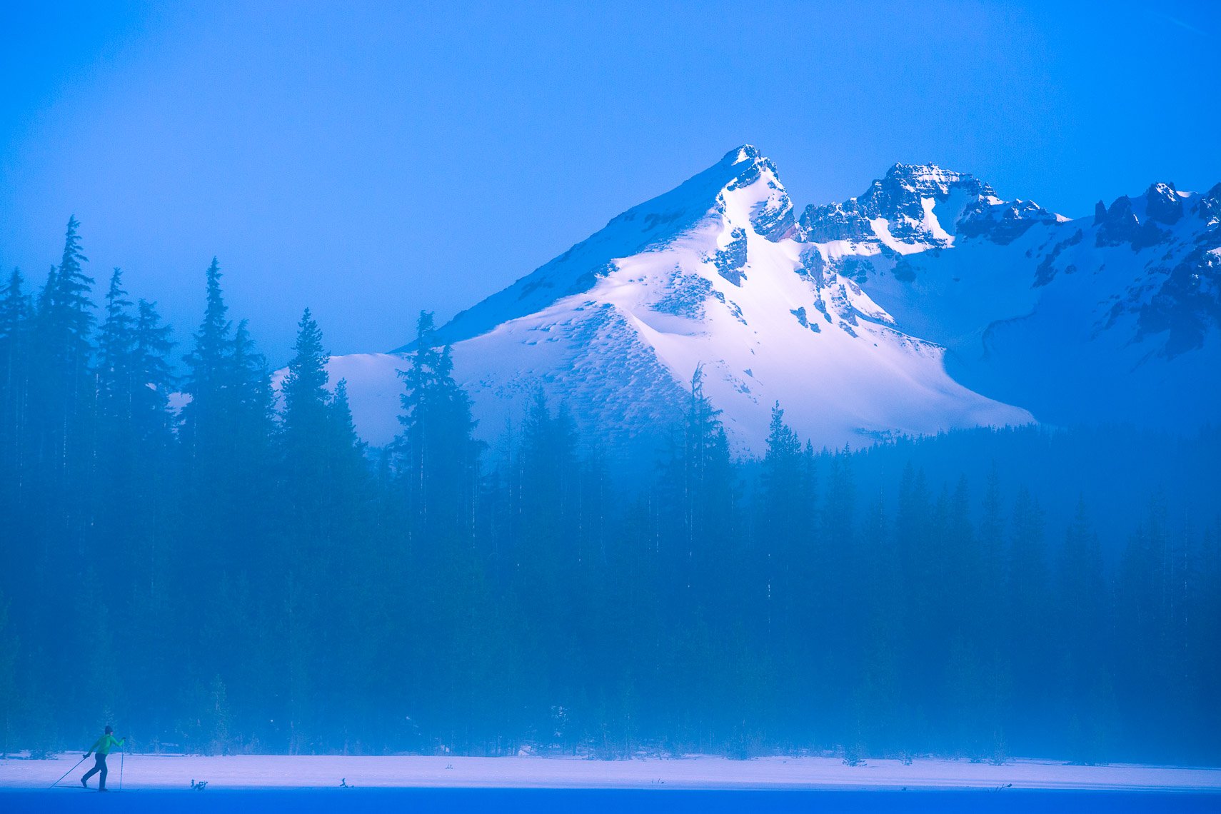 Skiing in Three Sisters Wilderness